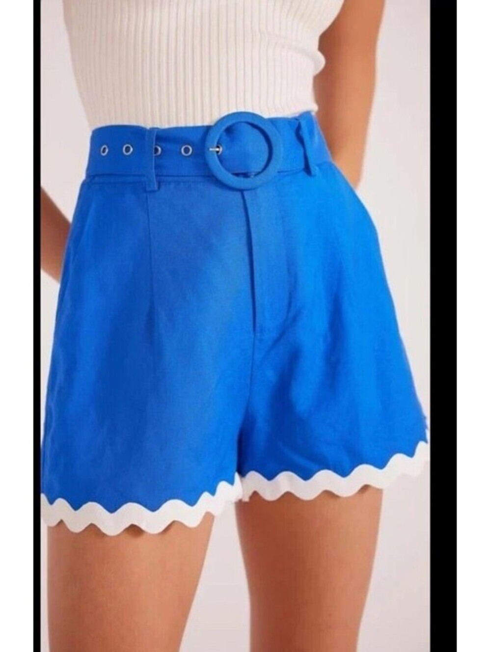 NWT Minkpink Blue Florence Rikrak Linen Belted Short. Size XL. Retail $109